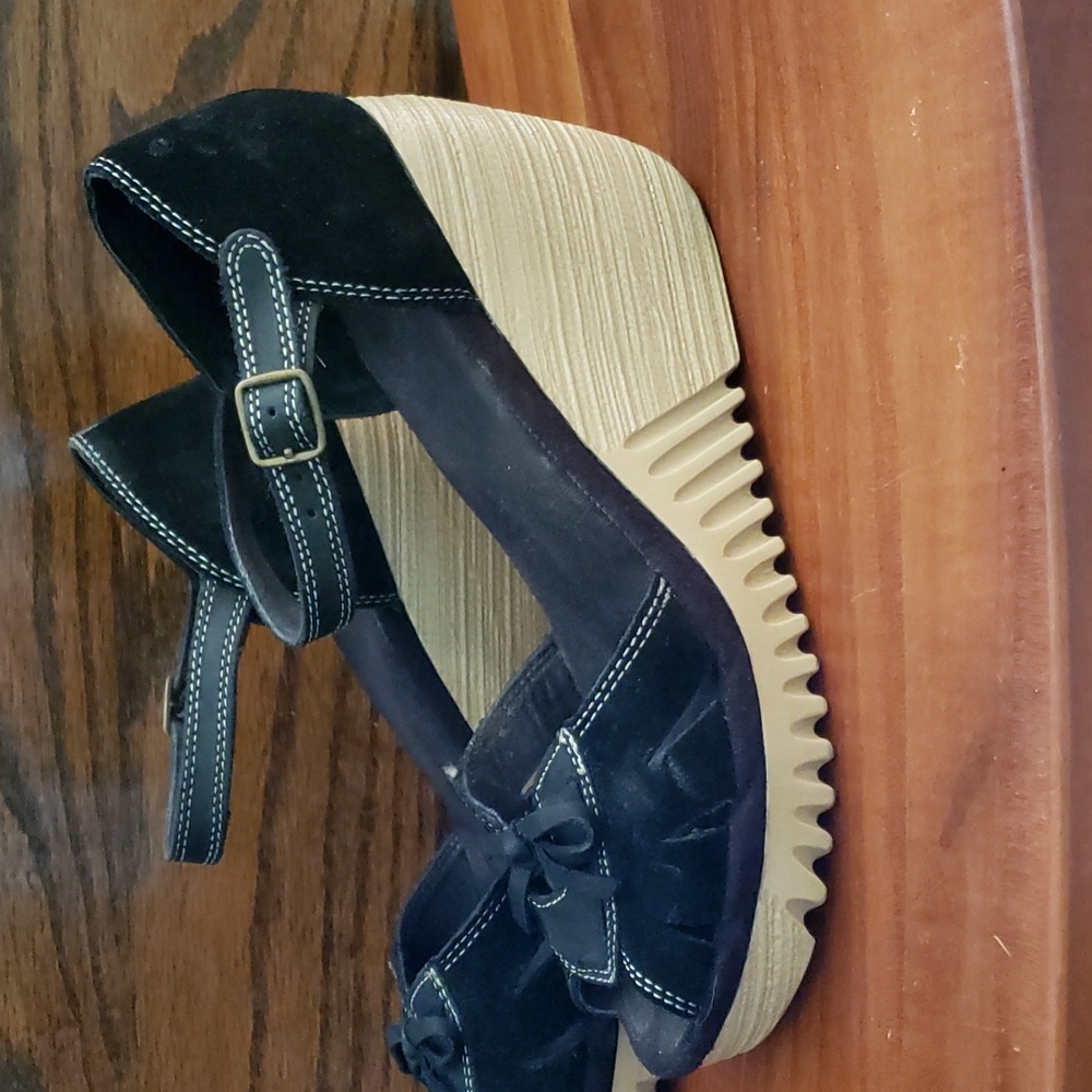 Wedges - Picture 2 of 8